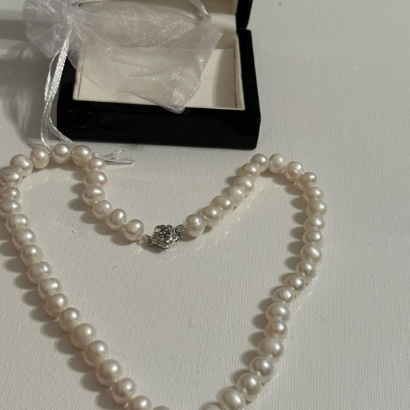 Pearls big beautiful lusterus pearl 14kt/20 GF - Picture 8 of 12